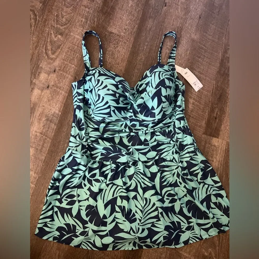 Liz Claiborne Women's Plus Swim‎ Dress-Size 24W